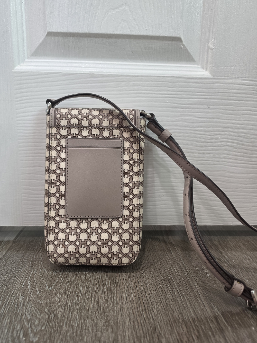 Kate Spade Brown And Beige Patterned Crossbody Phone Pouch with Adjustable Strap - Picture 4 of 7
